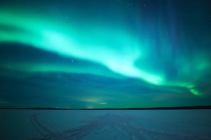 Chasing Aurora with Photographer - Small Group