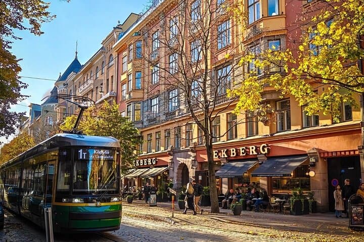 Private Helsinki and Porvoo Tour with Guide by Mercedes V class