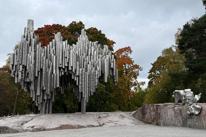 Private Helsinki and Porvoo Tour with Guide by Mercedes V class