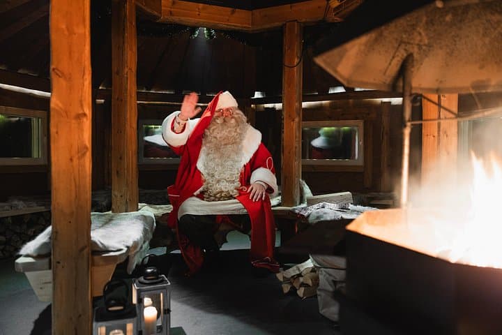 Experience to Meet Santa Claus at your Accommodation