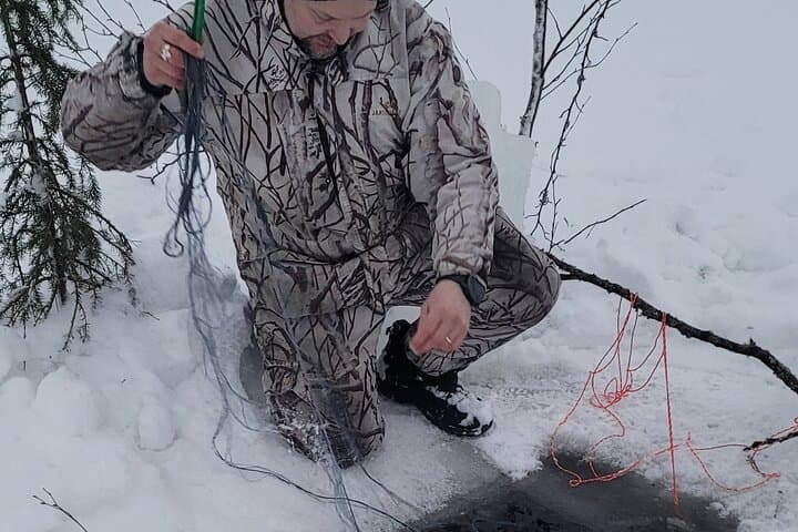 Rovaniemi: Niesikivalo Ice Fishing Adventure with Local Guide 6h
