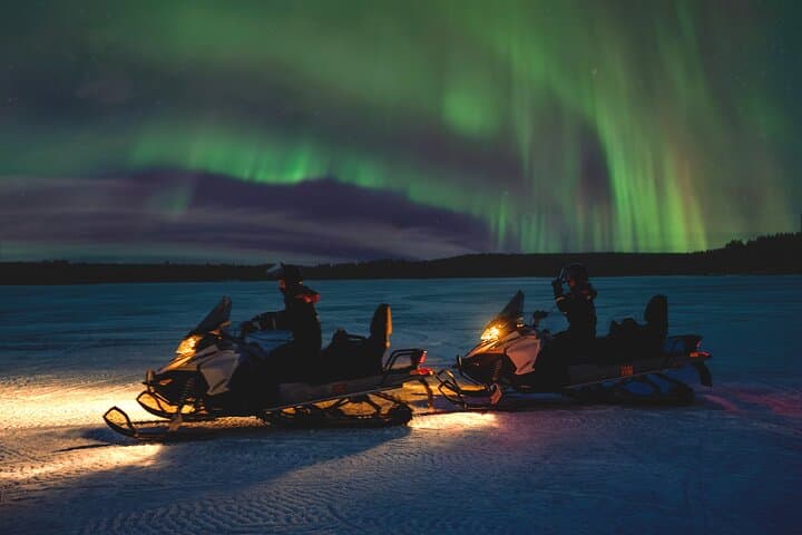 Snowmobile Photography Trip to the Aurora