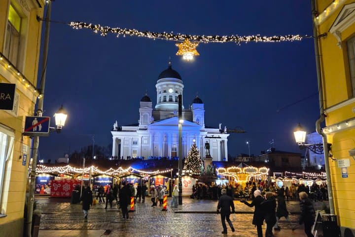 Helsinki and Suomenlinna Guided Sightseeing Tour