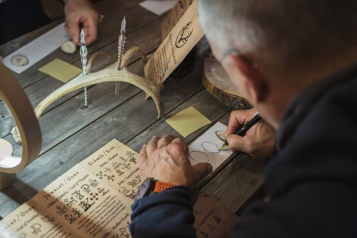 Levi Authentic Antler Workshop Craft Your Own Souvenir