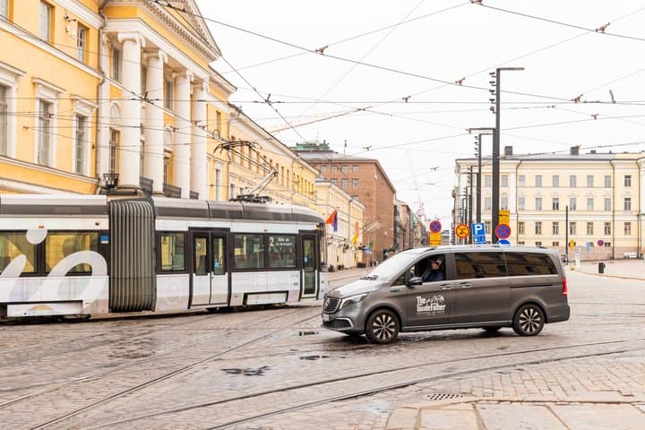 Nordic Luxe: Private VIP Transfer Helsinki AIRPORT