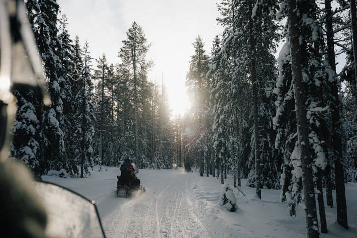 Full Day Snowmobile Activity in Rovaniemi