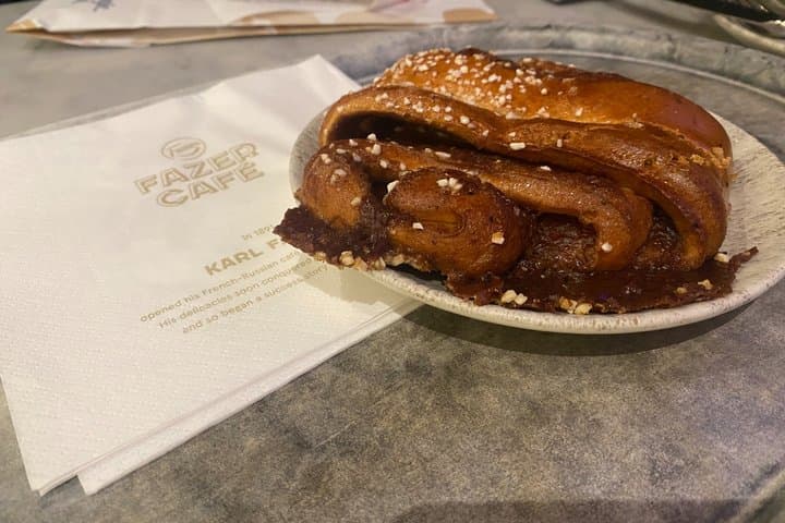 Tasting Finnish Flavors with French Guide