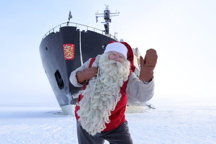 From Rovaniemi: Icebreaker Sampo Cruise and icefloating