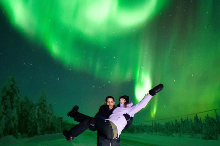 Rovaniemi Northern Lights Tour with Photography