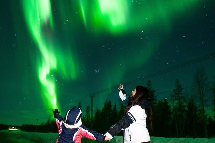 Rovaniemi Northern Lights Tour with Photography