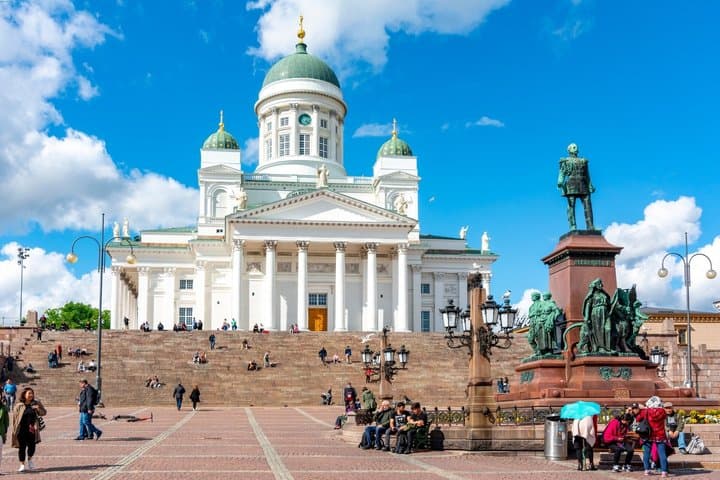 Helsinki Private Guided Family Tour and Boat Cruise Tickets