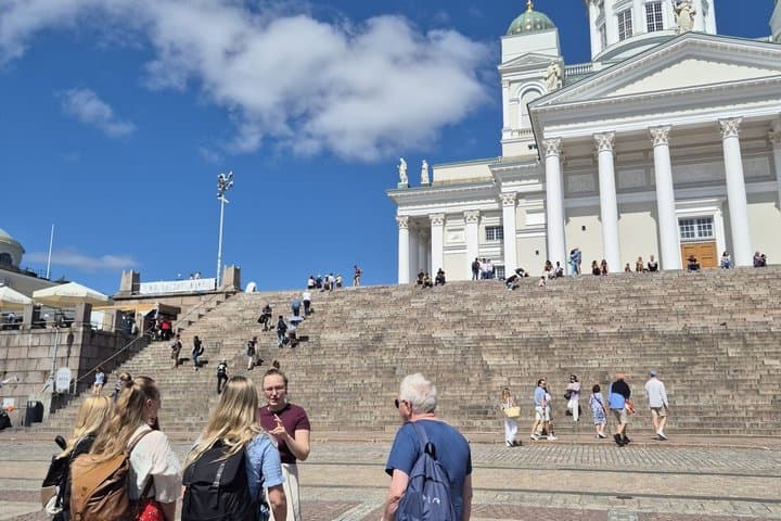Helsinki Top Highlights and Food Tour with More than 8 Tastings
