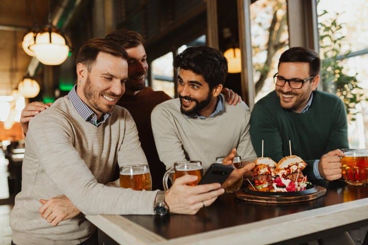 Private Finnish Beer Tasting Tour of Helsinki Bars and Pubs