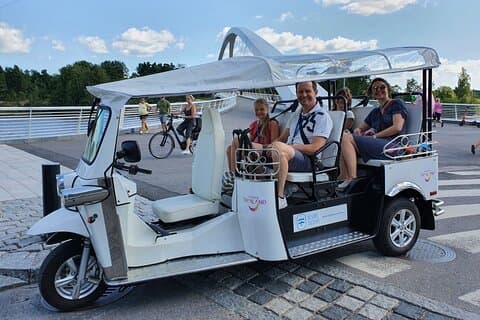 Private TukTuk guided Tour in Helsinki 2,5 hrs