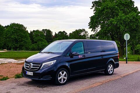 Private VIP Transfer in Helsinki