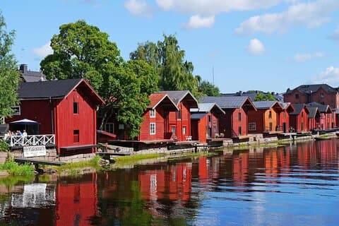 Helsinki & Porvoo in 4 Hours – A Private Luxury Tour