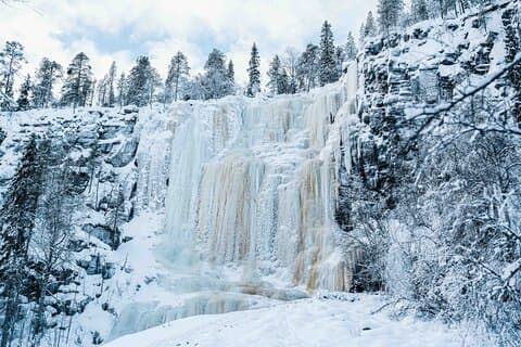Frozen Waterfalls of Korouoma Canyon tour with Pro Photos & BBQ