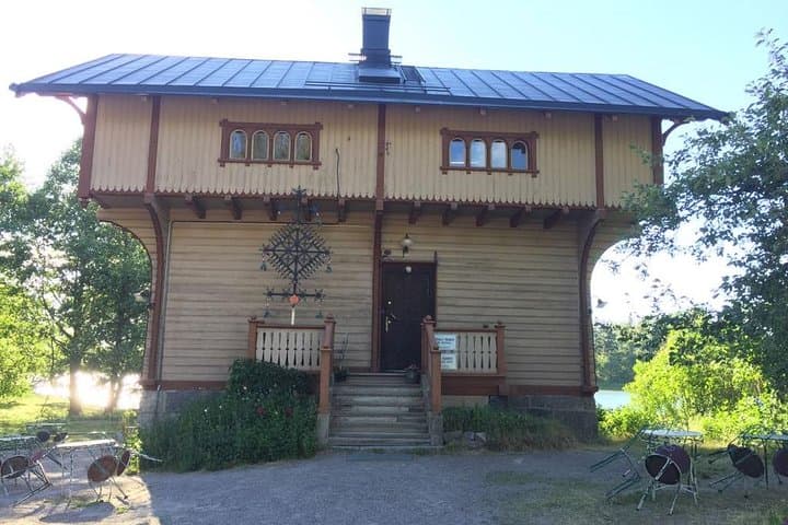Helsinki city sightseeing and Seurasaari Island