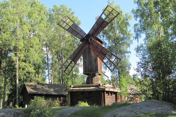 The Island Escape: Helsinki City & Seurasaari Open-Air Museum****