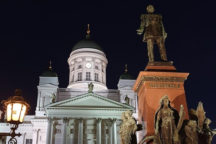 Private tour Helsinki-Porvoo-Haikko Manor by VIP car (5 hours)