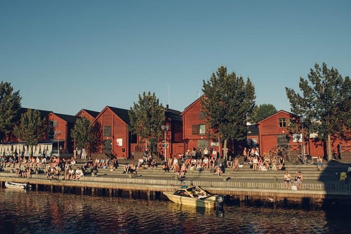 Oulu Private Transfer from Oulu (OUL) Airport to City centre