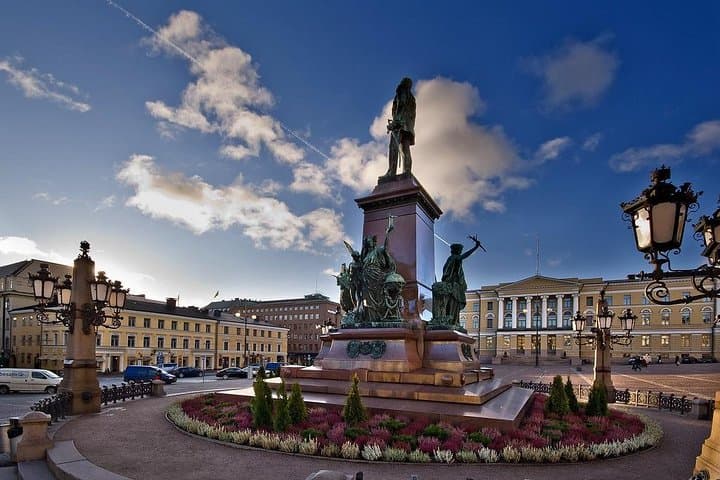 Private Helsinki Walking Tour