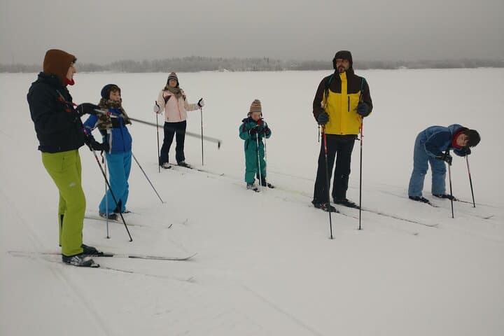 Traditional Sight-Skiing Experience in Kemi