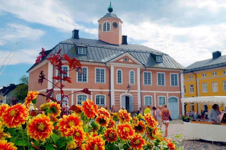 Romance in Porvoo - Private Walking Tour