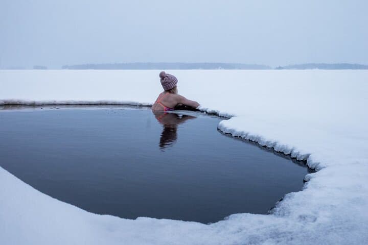 Private Wooden Heated Sauna and Ice Swimming