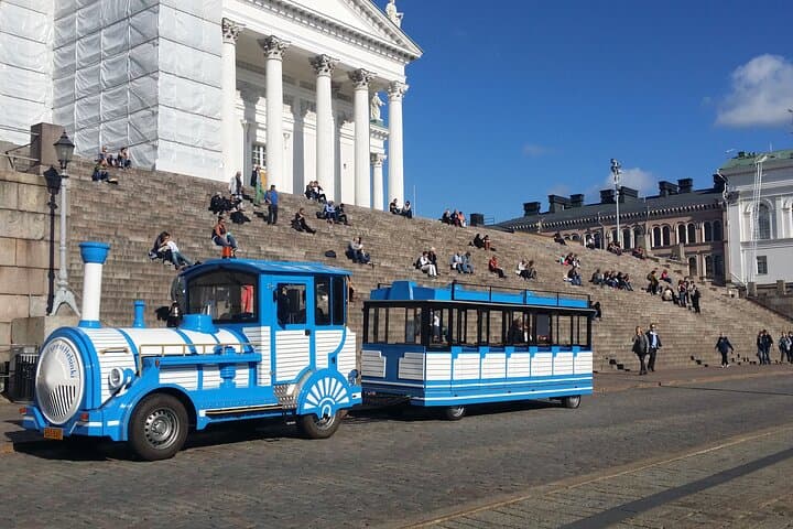 Private Walking Tour Visit in Helsinki with Licensed Guide
