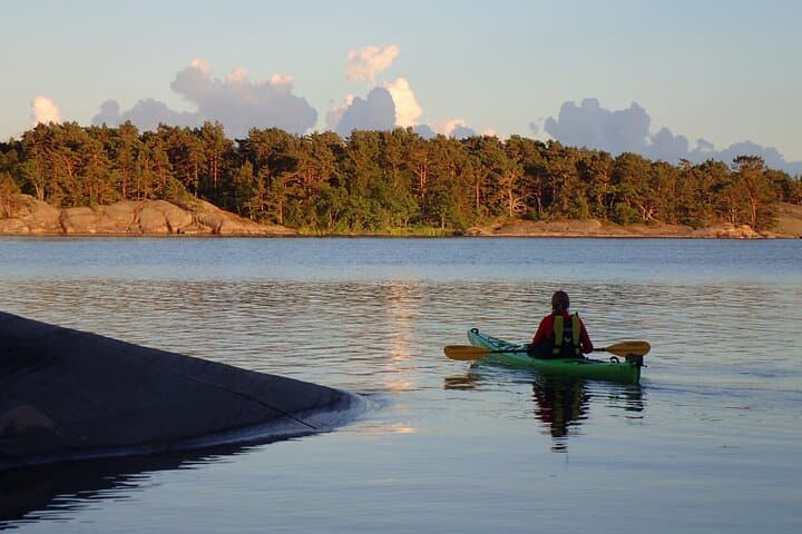 Sea Kayaking Tour 2 Days in Turku and Åland Archipelago