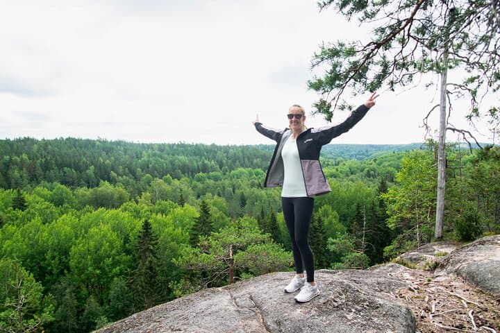 Helsinki: Nuuksio National park hiking with campfire lunch