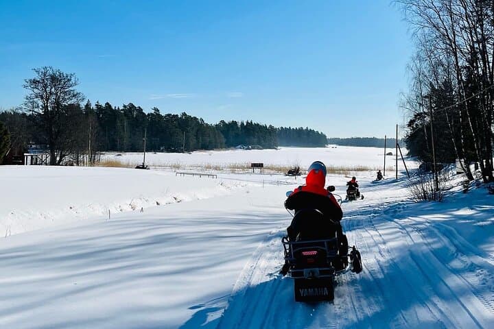 The tour goes over islands and on the frozen sea