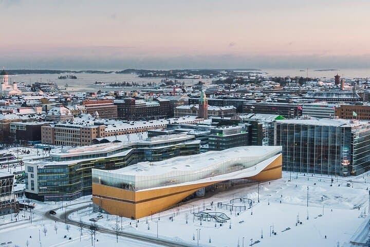 Exclusive Guided Helsinki VIP Tour by Mercedes V class