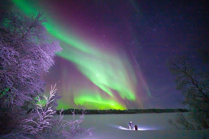 Small Group: Northern Lights Hunt 4x4 SUV - Aurora guarantee