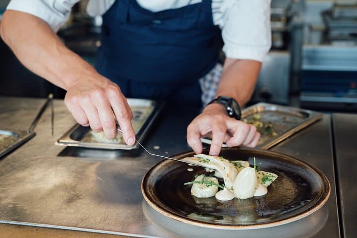 Helsinki: Private Traditional Finnish Cooking Class