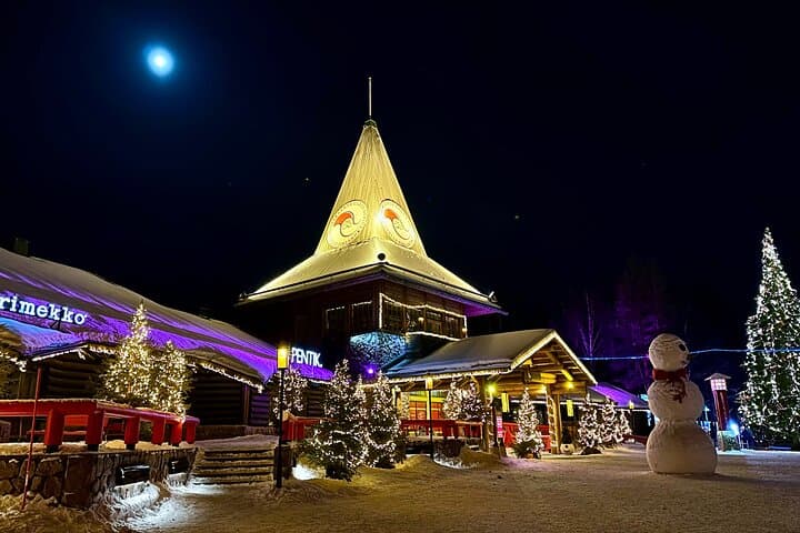 Meet Santa, Reindeer & Ranua Zoo – with Lunch & optional Husky
