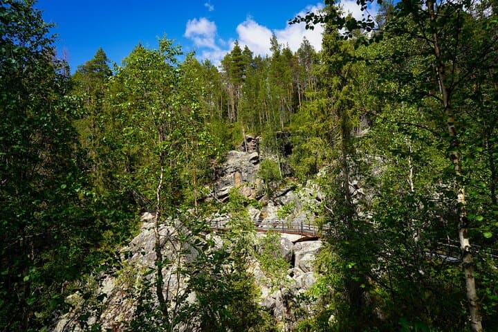 Stunning Auttiköngäs Nature Trail