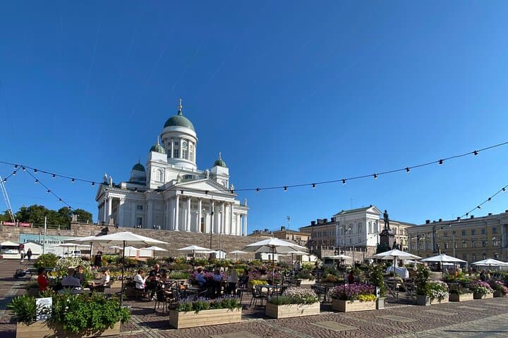 Helsinki and Suomenlinna Day Tour with Ferry Ride