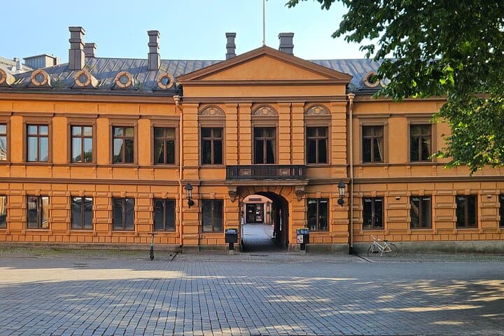 Medieval Turku: Castle & Old Town Private Tour from Helsinki