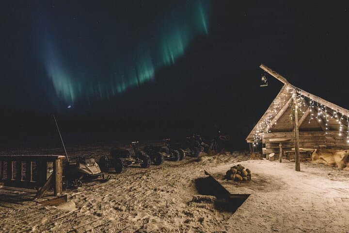 Experience Northern Lights a Traditional Finnish Dinner in Igloo