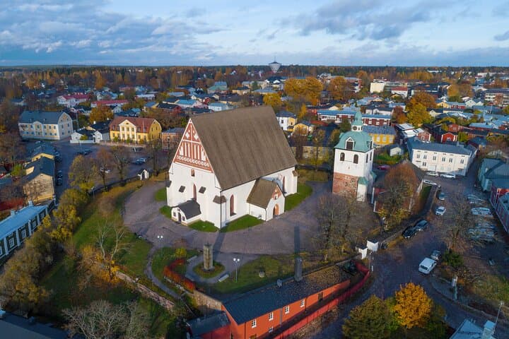From Helsinki: Half-Day to Porvoo Private Sightseeing Tour