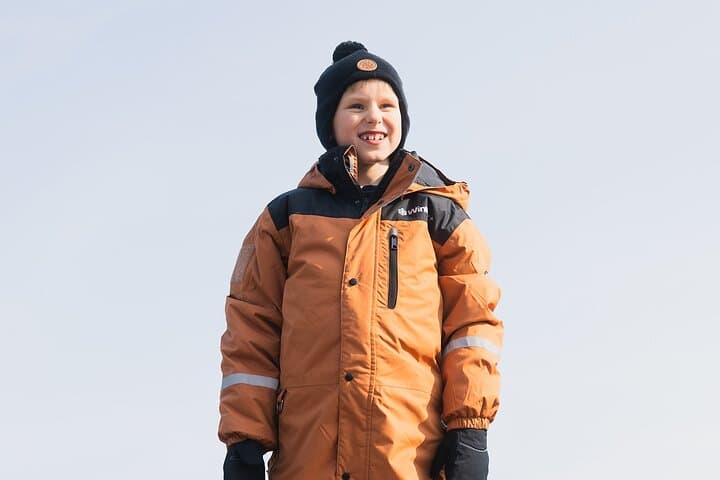 Snow suit rental for kids in Rovaniemi