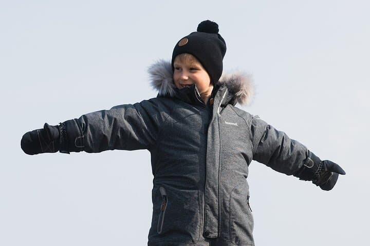 Snow suit rental for kids in Helsinki