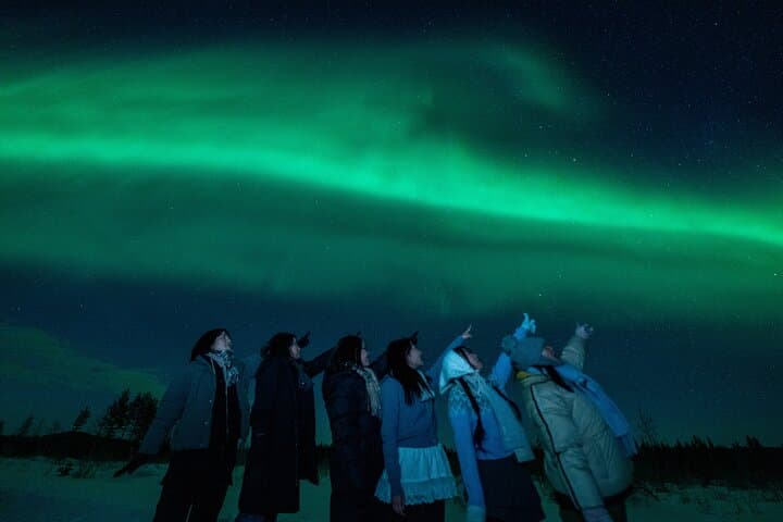 Rovaniemi Private Unlimited Range Northern Lights Hunt VIP Van