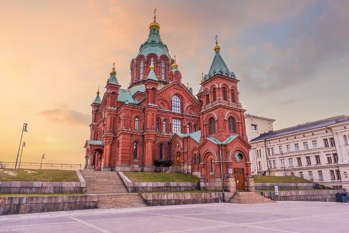 Ouspenski Cathedral: The imposing red brick Orthodox church with its golden domes overlooking the port.
