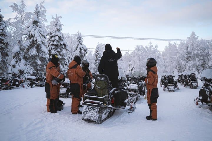 Snowmobile Safari to Arctic Nature
