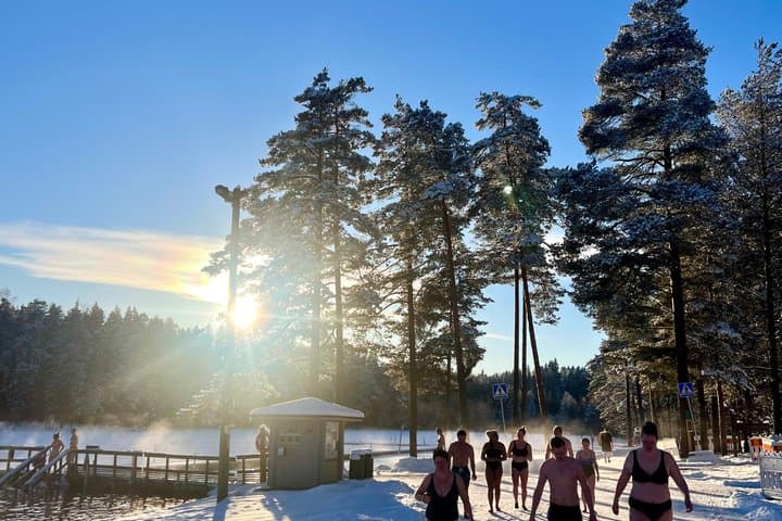 National Park Hike & Finnish Smoke Sauna Experience with Campfire Lunch
