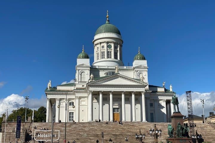 Helsinki Intro City Highlight Walking Tour