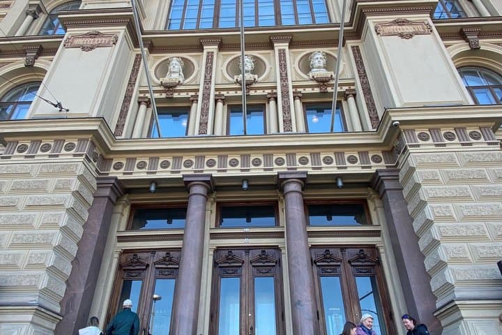 Helsinki Intro City Highlight Walking Tour